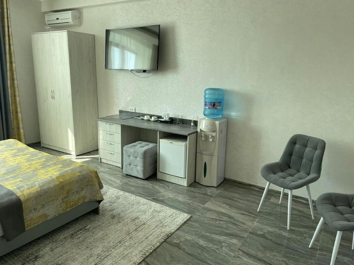 Altyn Adam Hotel Petropavlovsk Ngoại thất bức ảnh