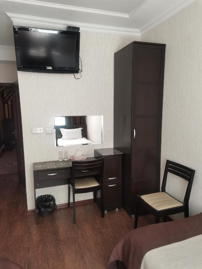 Altyn Adam Hotel Petropavlovsk Ngoại thất bức ảnh
