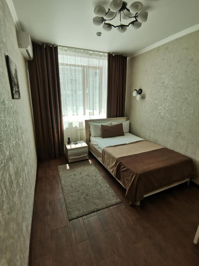 Altyn Adam Hotel Petropavlovsk Ngoại thất bức ảnh