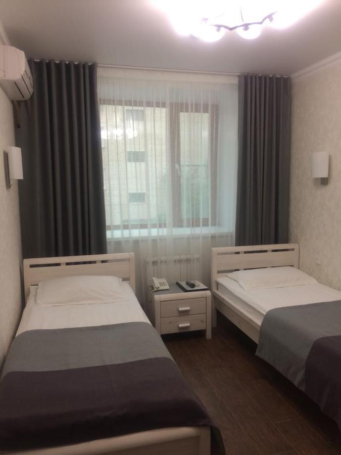 Altyn Adam Hotel Petropavlovsk Ngoại thất bức ảnh