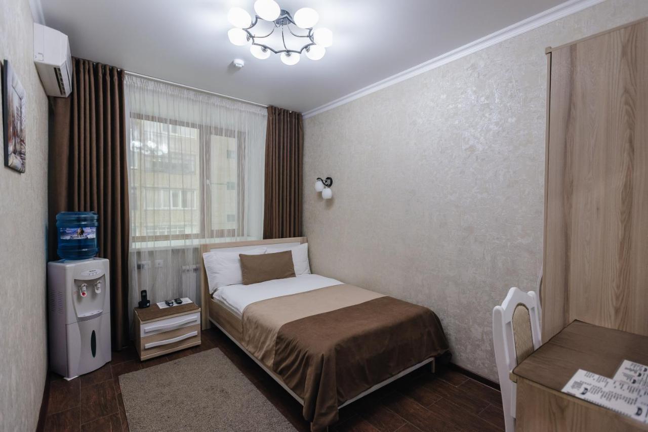 Altyn Adam Hotel Petropavlovsk Ngoại thất bức ảnh