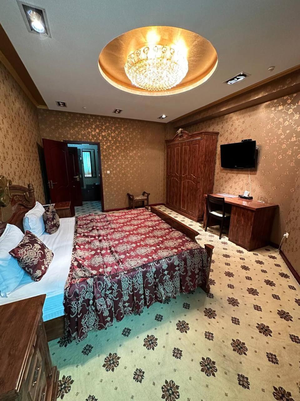 Altyn Adam Hotel Petropavlovsk Ngoại thất bức ảnh